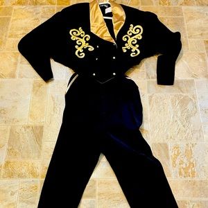 Joseph Ribcoff 80’s jumpsuit with gold design & collar.